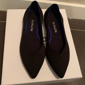Rothy’s, size 9.5, black pointed toe flats with insoles